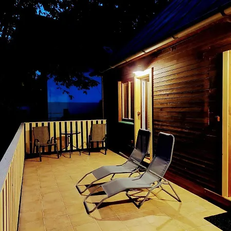 Apartman Zatoka Zivohost - *